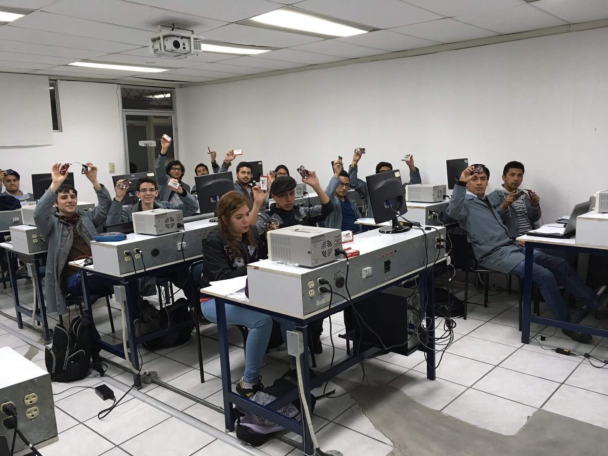 Connected MCU Lab Workshop at University of Azuay, Ecuador, September 2017